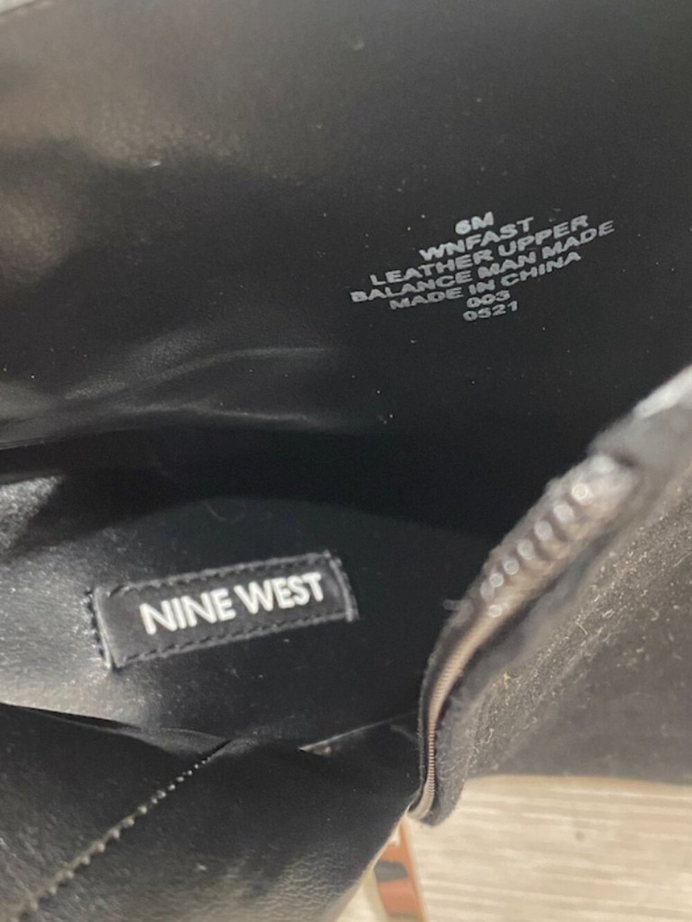 Nine West WNFAST Ankle Boots Pointed Toe Side Zip Black Suede Size 6M - Picture 8 of 8